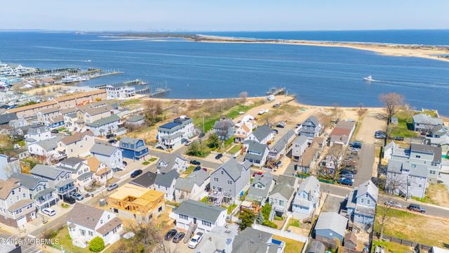 27 5th Street, Highlands, NJ 07732