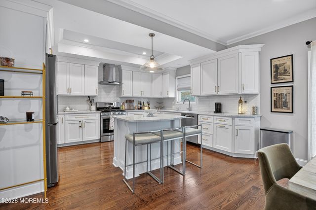 27 5th Street, Highlands, NJ 07732