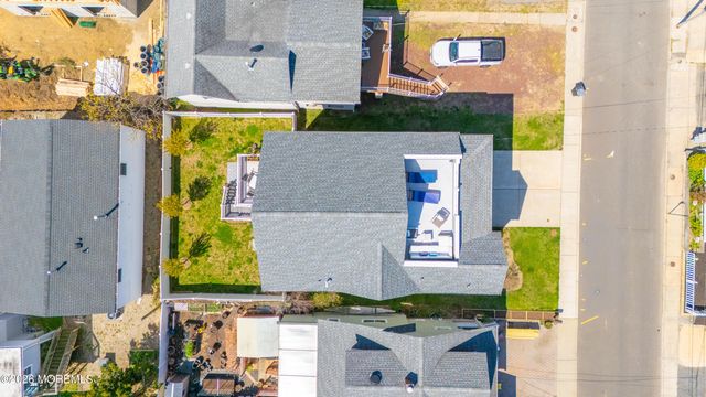 27 5th Street, Highlands, NJ 07732