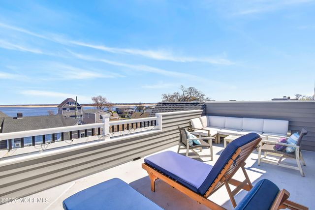 27 5th Street, Highlands, NJ 07732