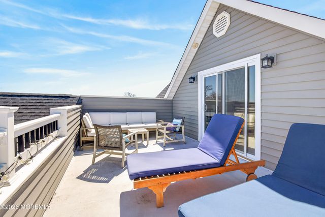 27 5th Street, Highlands, NJ 07732