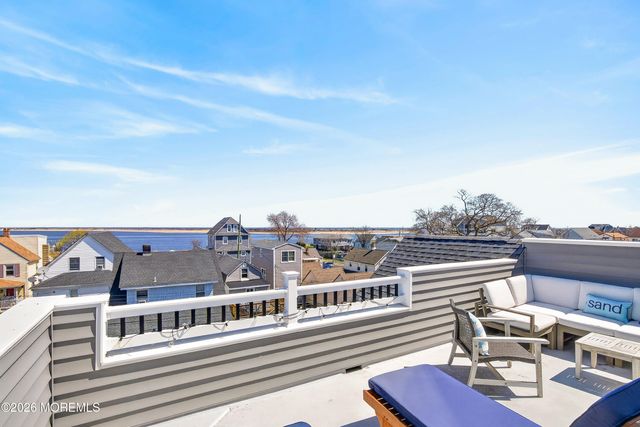 27 5th Street, Highlands, NJ 07732