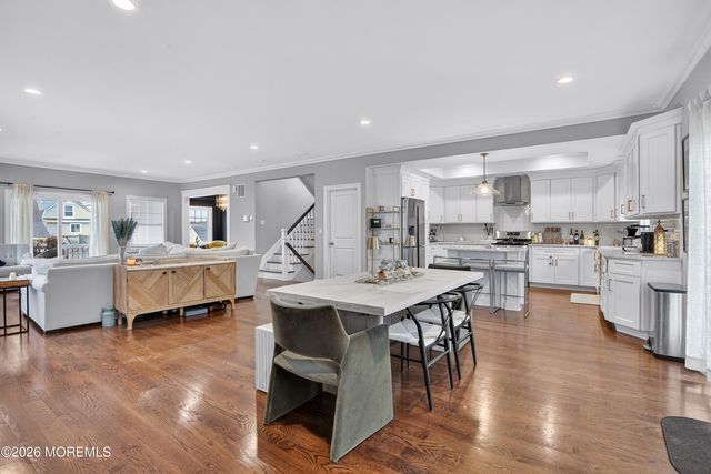 27 5th Street, Highlands, NJ 07732