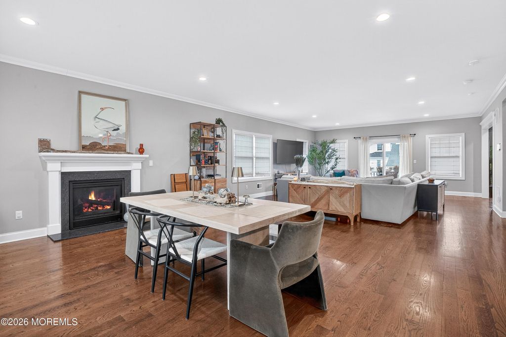 27 5th Street, Highlands, NJ 07732