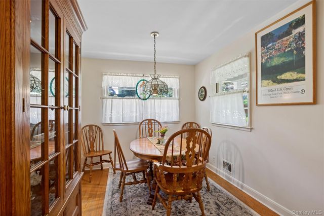 12 Regent Place, Huntington, NY 11743