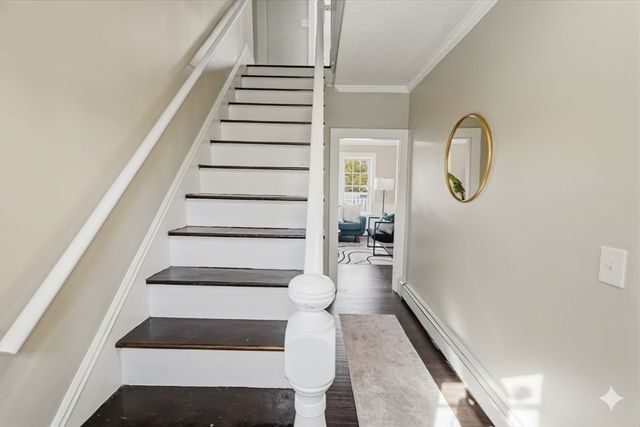 84 E Main, Ayer, MA 01432