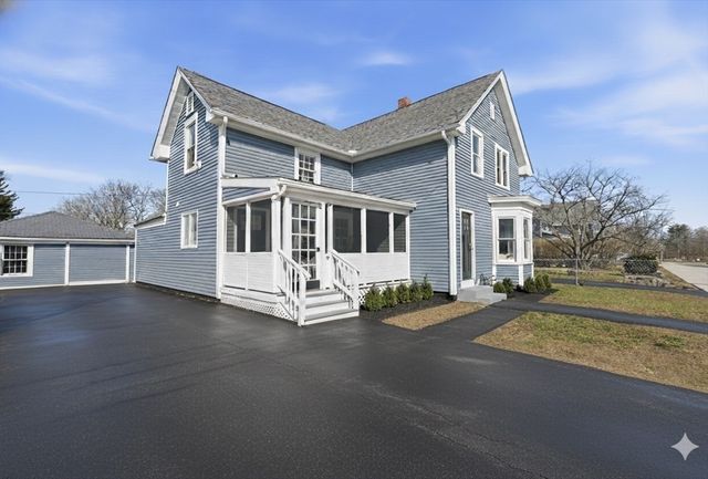 84 E Main, Ayer, MA 01432