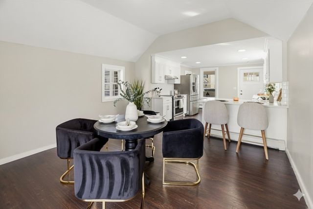 84 E Main, Ayer, MA 01432