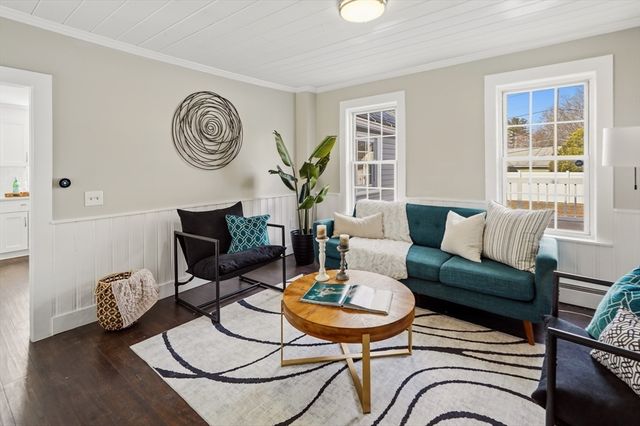 84 E Main, Ayer, MA 01432