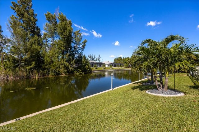 2626 SW 4th PL, Cape Coral, FL 33914