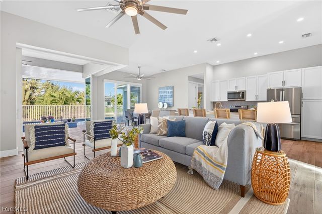 2626 SW 4th PL, Cape Coral, FL 33914