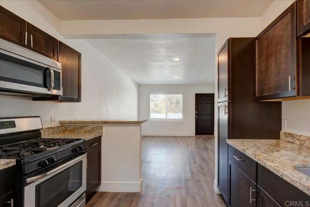 1103 33rd St, San Diego, CA 92102
