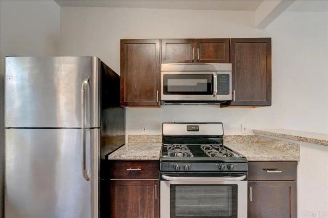 1103 33rd St, San Diego, CA 92102