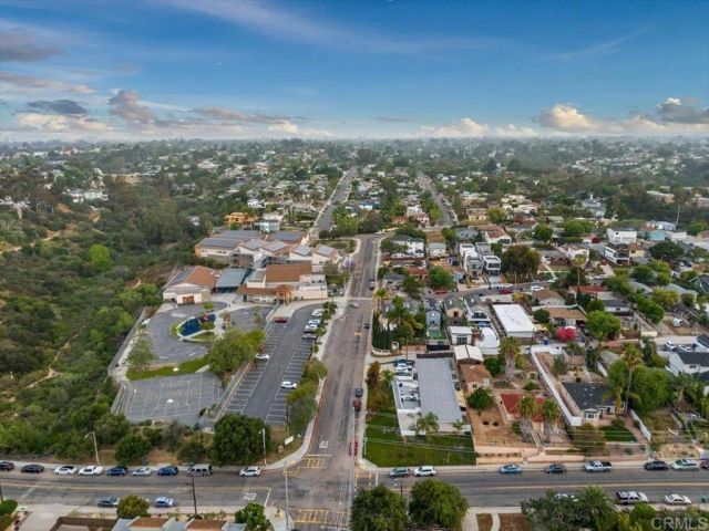1103 33rd St, San Diego, CA 92102