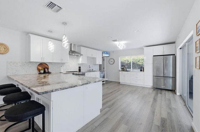 1761 SANDALWOOD DRIVE, Sarasota, FL 34231