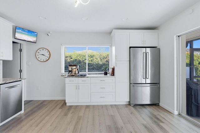 1761 SANDALWOOD DRIVE, Sarasota, FL 34231