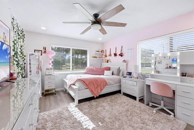 1761 SANDALWOOD DRIVE, Sarasota, FL 34231