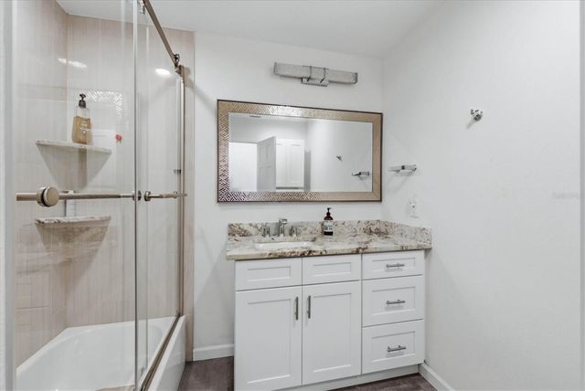 1761 SANDALWOOD DRIVE, Sarasota, FL 34231