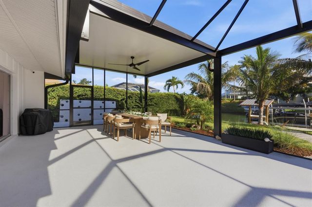 1761 SANDALWOOD DRIVE, Sarasota, FL 34231