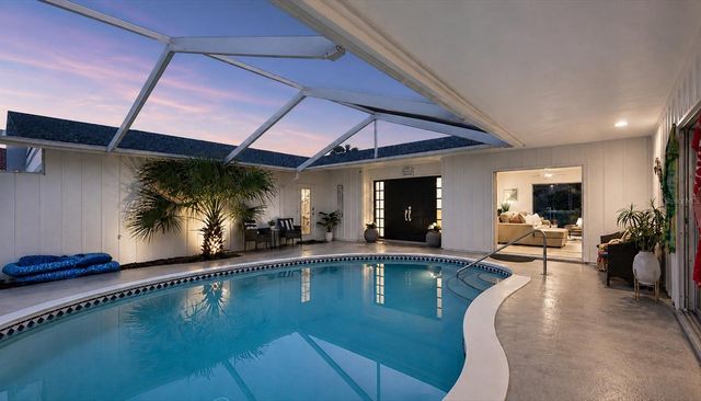 1761 SANDALWOOD DRIVE, Sarasota, FL 34231