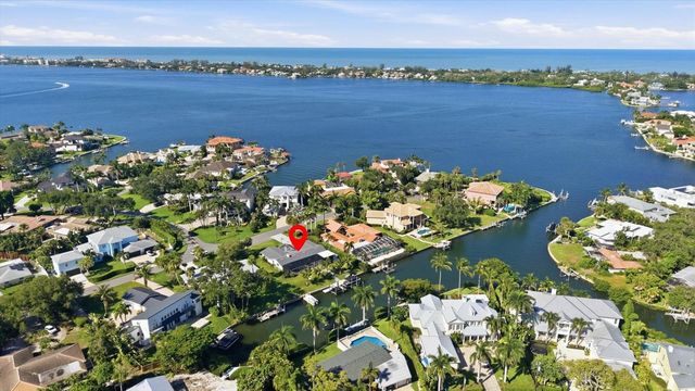1761 SANDALWOOD DRIVE, Sarasota, FL 34231
