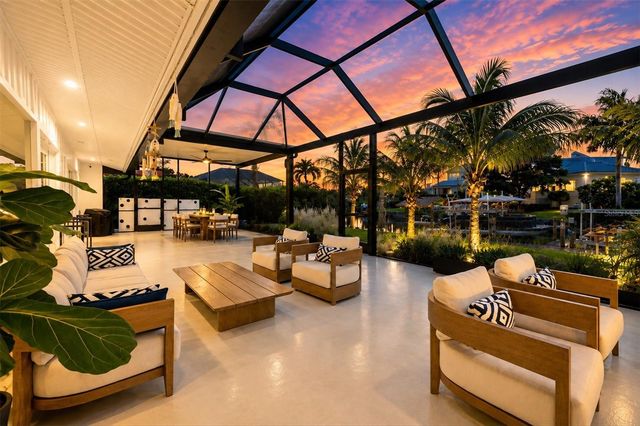 1761 SANDALWOOD DRIVE, Sarasota, FL 34231