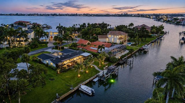 1761 SANDALWOOD DRIVE, Sarasota, FL 34231