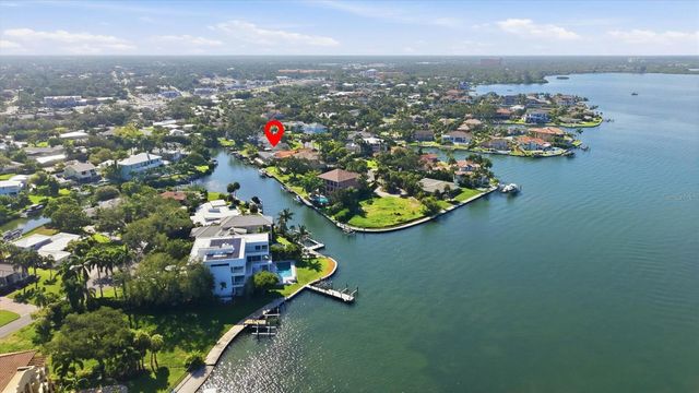 1761 SANDALWOOD DRIVE, Sarasota, FL 34231