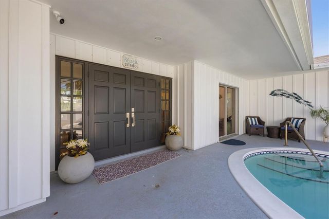 1761 SANDALWOOD DRIVE, Sarasota, FL 34231