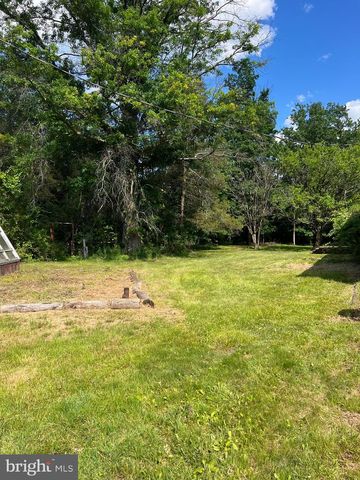 3495 FINLAND RD, Pennsburg, PA 18073