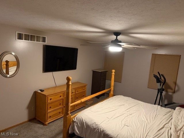 3156 Josephine Street NW, Dover, OH 44622