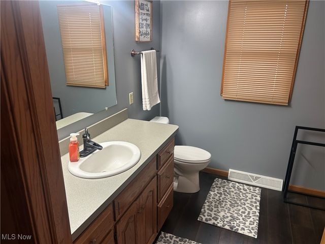 3156 Josephine Street NW, Dover, OH 44622