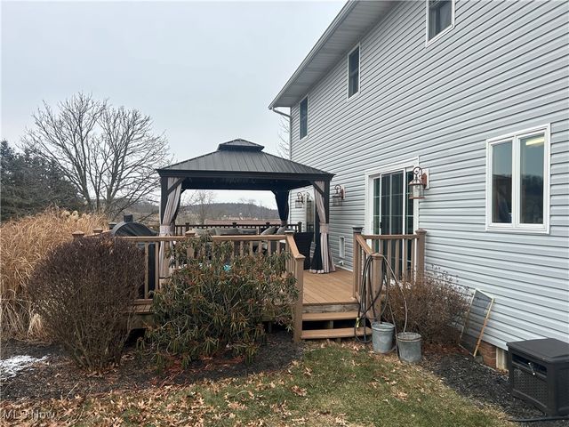 3156 Josephine Street NW, Dover, OH 44622