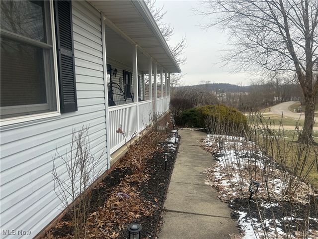 3156 Josephine Street NW, Dover, OH 44622