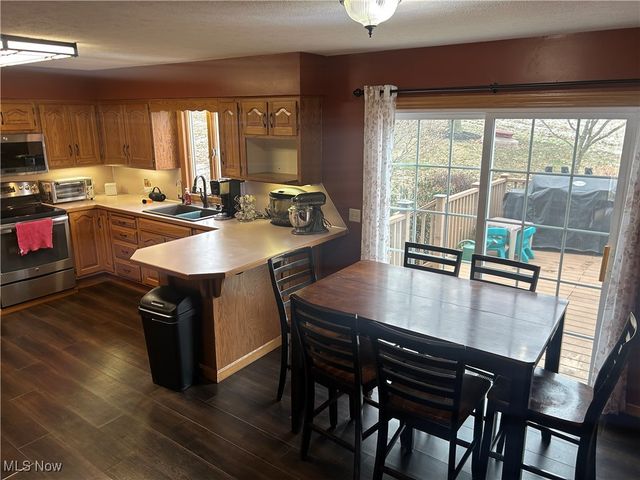 3156 Josephine Street NW, Dover, OH 44622