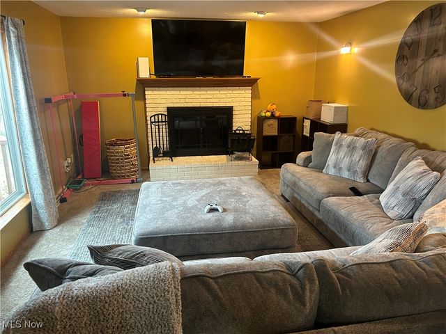 3156 Josephine Street NW, Dover, OH 44622