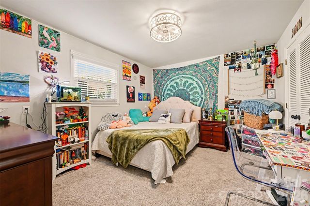 3832 Blowing Rock Way, Charlotte, NC 28210
