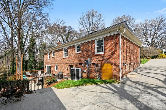 3832 Blowing Rock Way, Charlotte, NC 28210