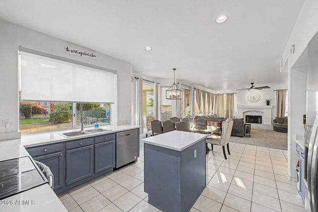 14264 S 12TH Place, Phoenix, AZ 85048