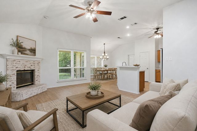 731 Hill Meadow Drive, Midlothian, TX 76065