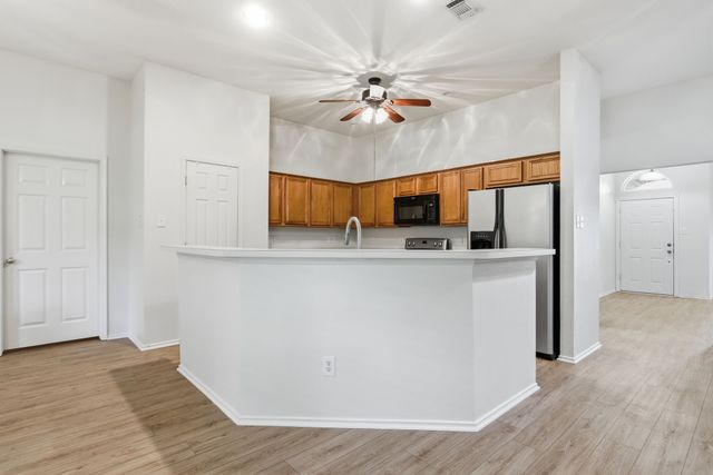 731 Hill Meadow Drive, Midlothian, TX 76065