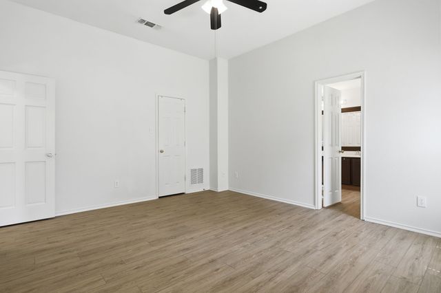 731 Hill Meadow Drive, Midlothian, TX 76065