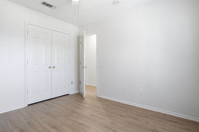 731 Hill Meadow Drive, Midlothian, TX 76065