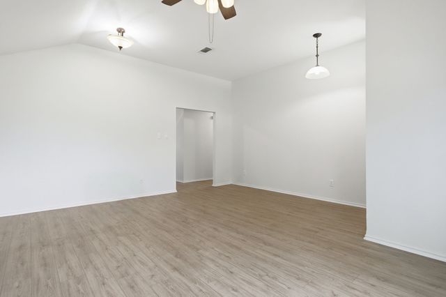 731 Hill Meadow Drive, Midlothian, TX 76065