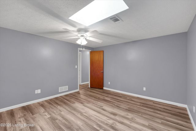 3070 Ashes Creek Ln, Bloomfield, KY 40008