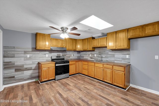 3070 Ashes Creek Ln, Bloomfield, KY 40008