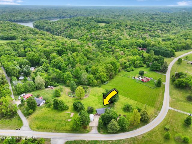 3070 Ashes Creek Ln, Bloomfield, KY 40008