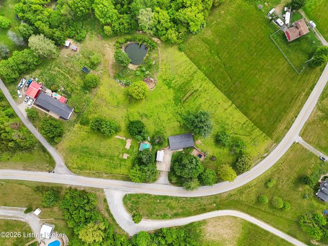 3070 Ashes Creek Ln, Bloomfield, KY 40008