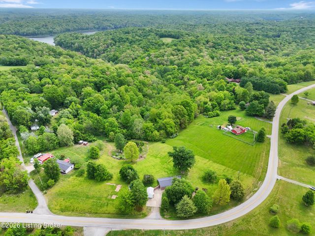 3070 Ashes Creek Ln, Bloomfield, KY 40008