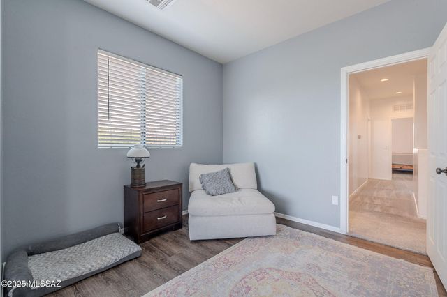 1090 E Lyle Canyon Drive, Sahuarita, AZ 85629